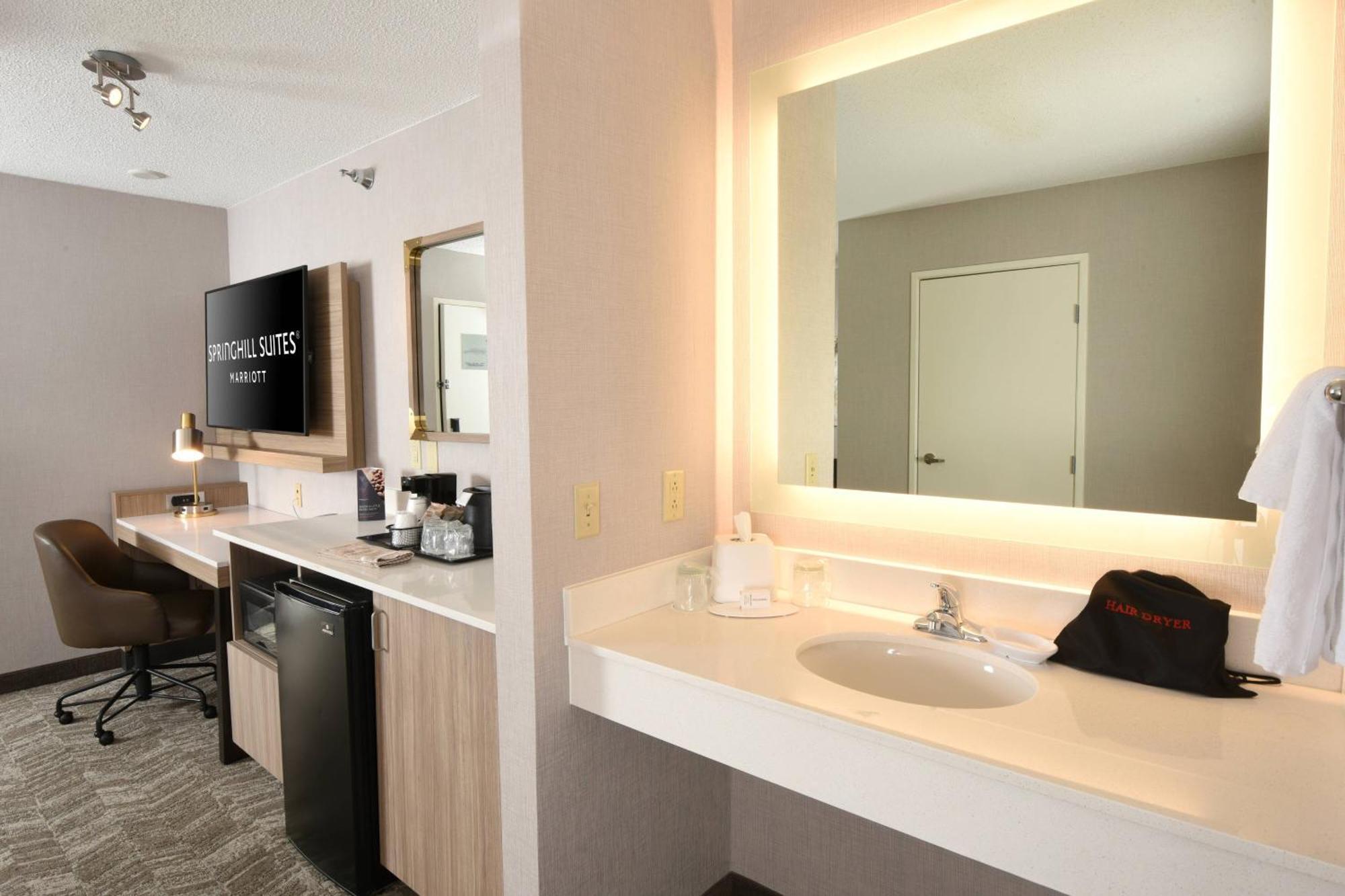 Springhill Suites Des Moines West West Des Moines Εξωτερικό φωτογραφία